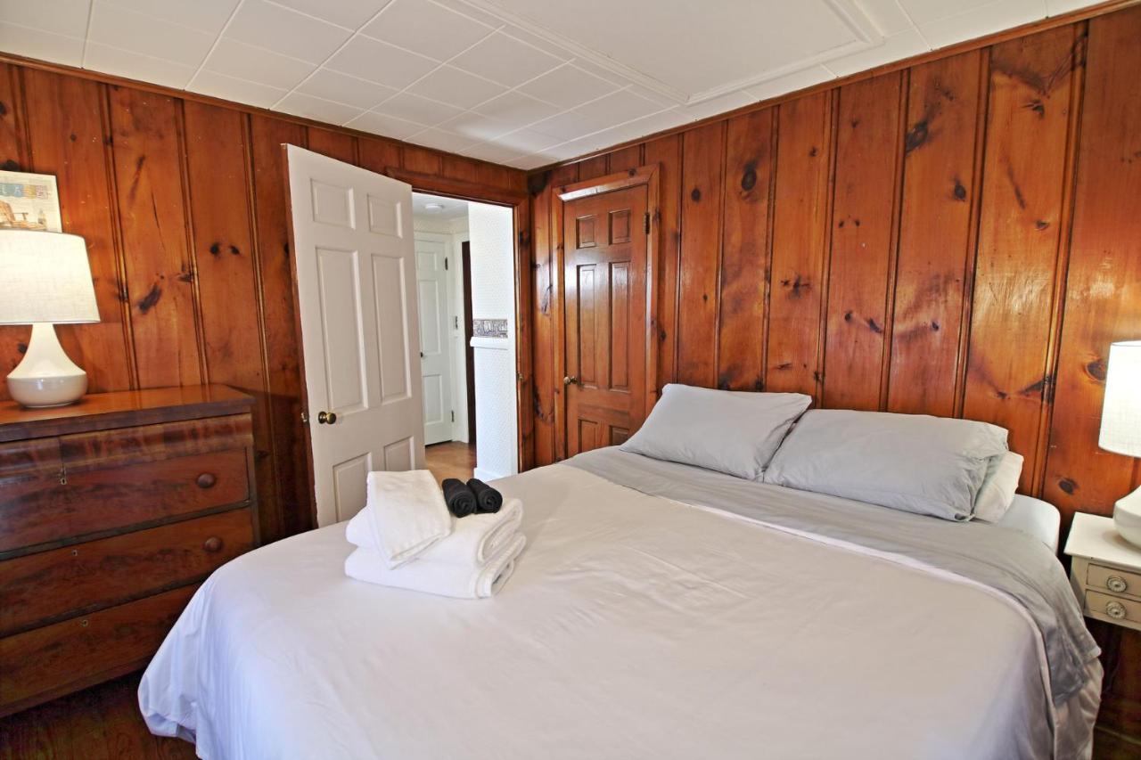 Lofted Cape Cottage By Leavetown Vacations South Yarmouth Eksteriør billede